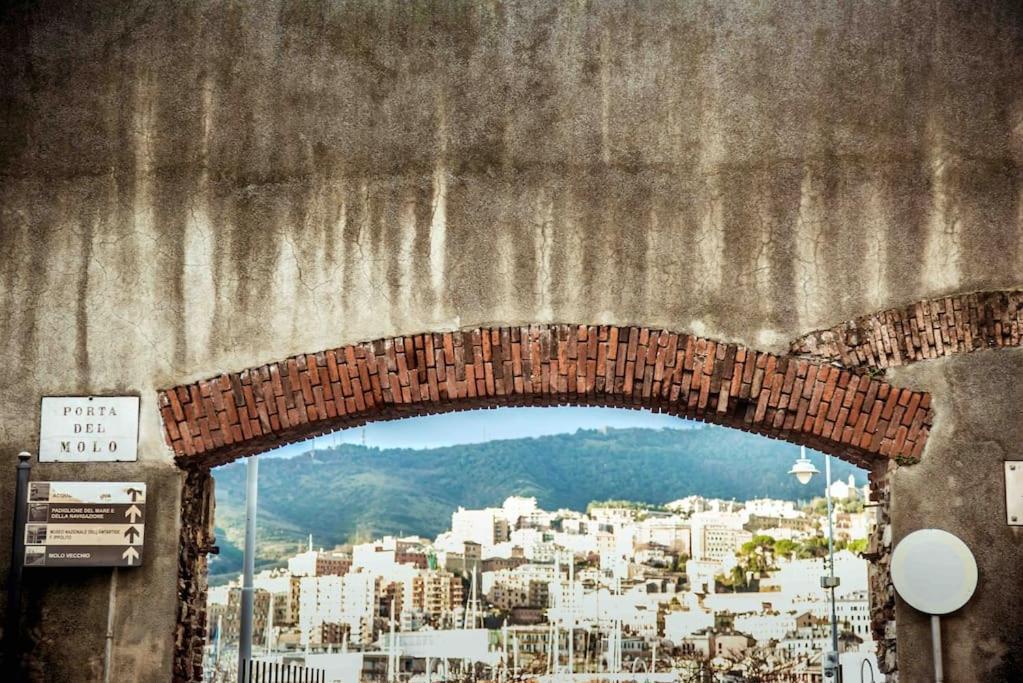 La Finestra Sul Cielo Del Porto Antico Di Genova Apartamento Exterior foto